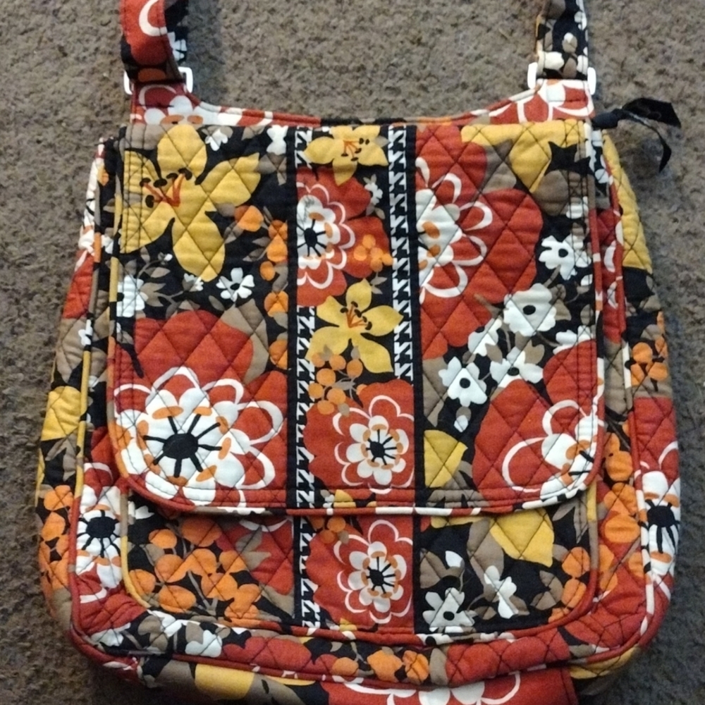 Floral Quilted Shoulder Bag